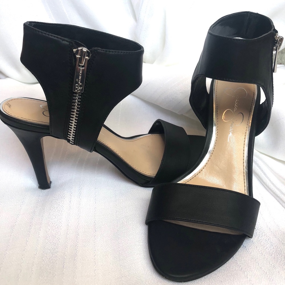 Jessica Simpson black heels